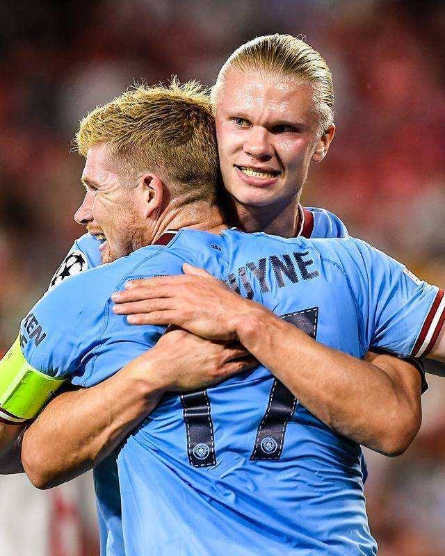 ⚽️2025年度中超最佳评选他来啦！鏖战一年，十...