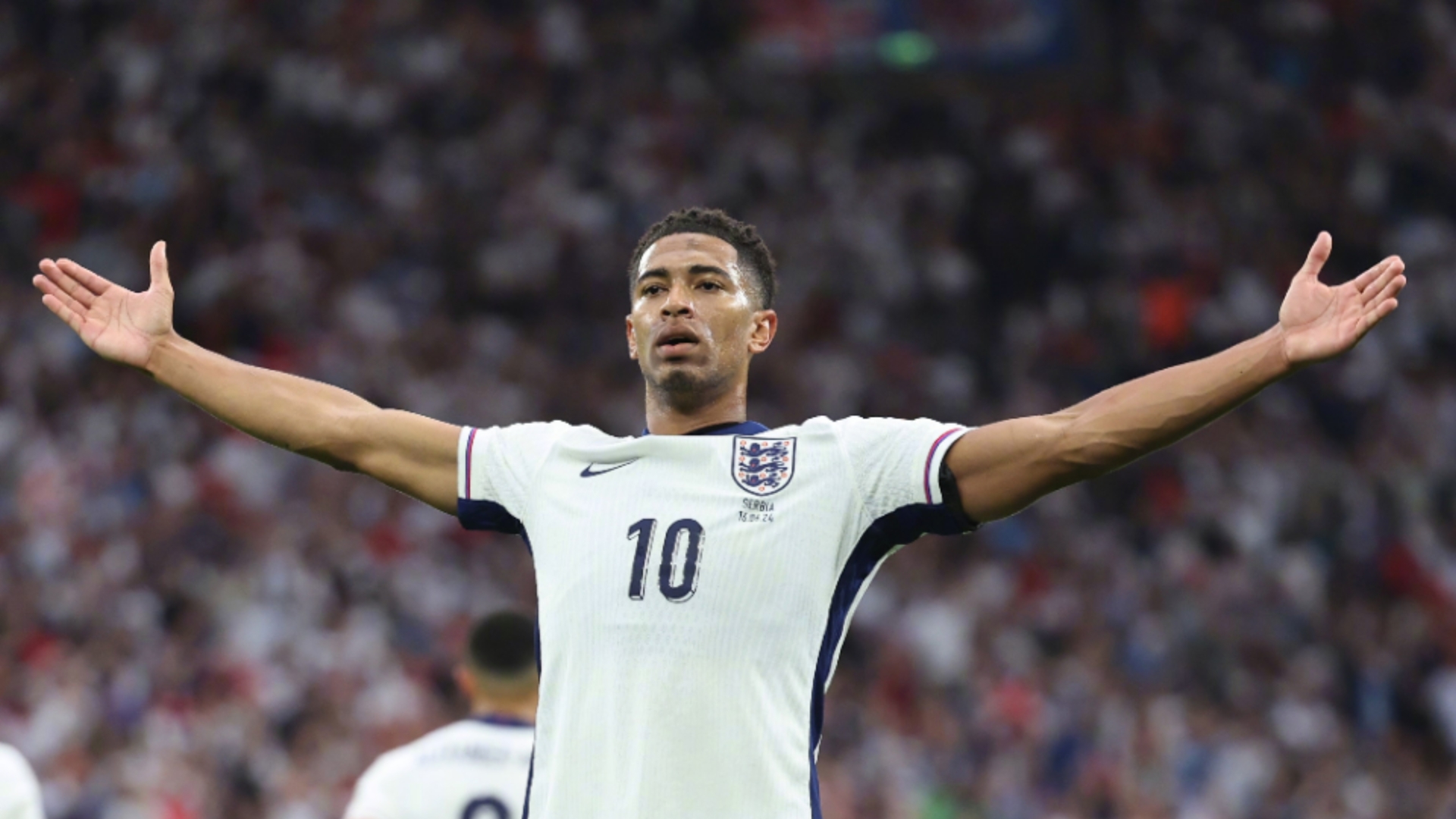 启蒙教练：维尼修斯一直有点叛逆，他应该学会控制和收敛脾气