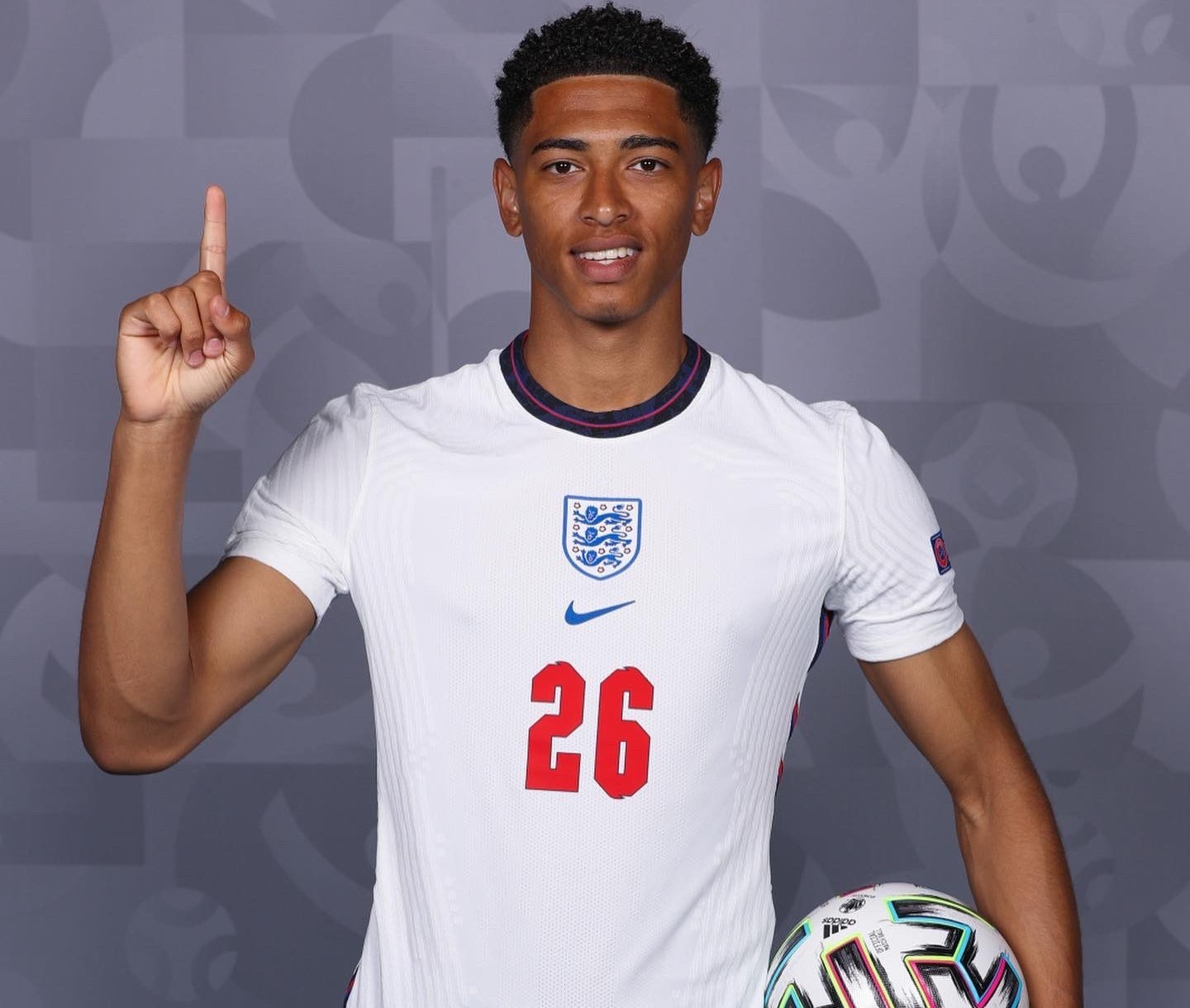 华盛顿：首要目标不是让质疑者闭嘴，脚踝受伤是个意外