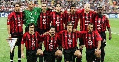 巴萨梅西助攻队友攻入制胜球