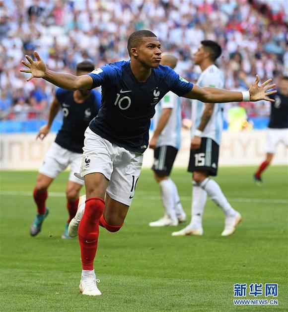 快问快答：C罗表示沙特比西甲进球更难