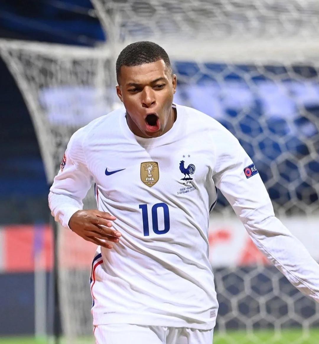 罗伯逊：红军当前受到批评是合理的，相信球队能够一洗颓势