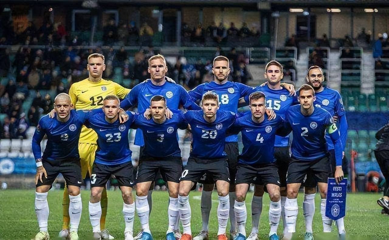 德比即将打响！枪手热刺发布对阵海报：萨卡、西蒙斯等人出镜