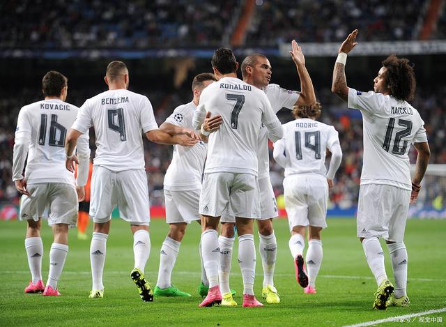 一场3-1!首个决赛席位诞生,兄弟合砍40分！这一刻，他们等了55年