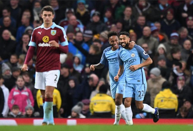 上海主帅战术布置引赞赏