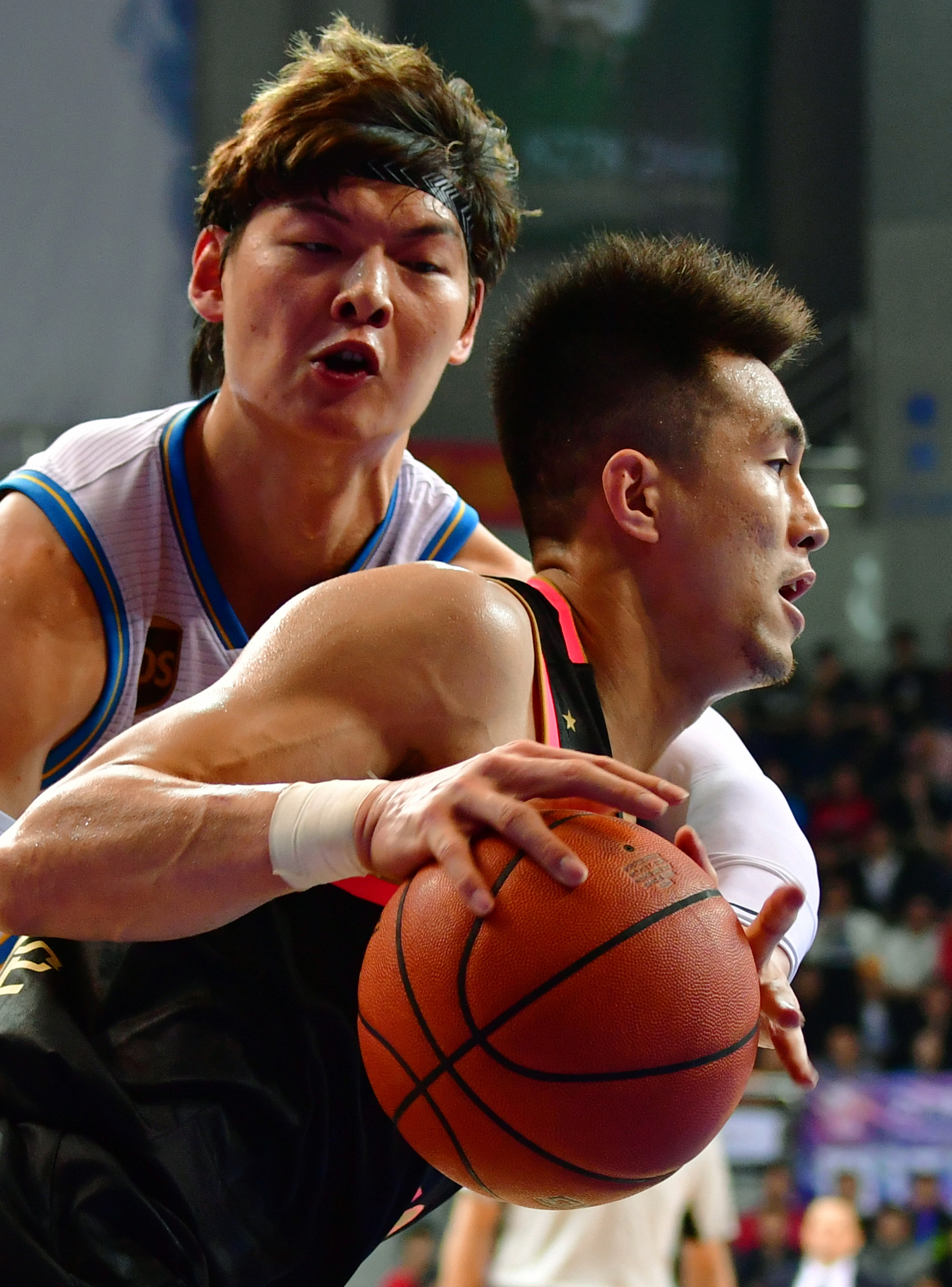 斯特拉斯堡主帅：巴黎是欧冠大热门，他们是目前