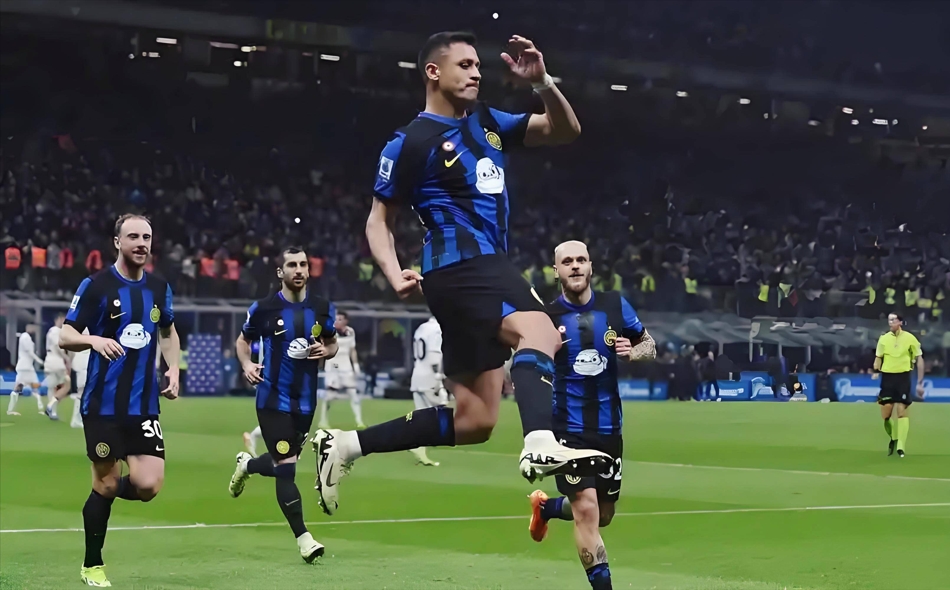 姆巴佩手指骨折不下火线！皇马精神传承者誓死一战 伯纳乌球迷爆发不满